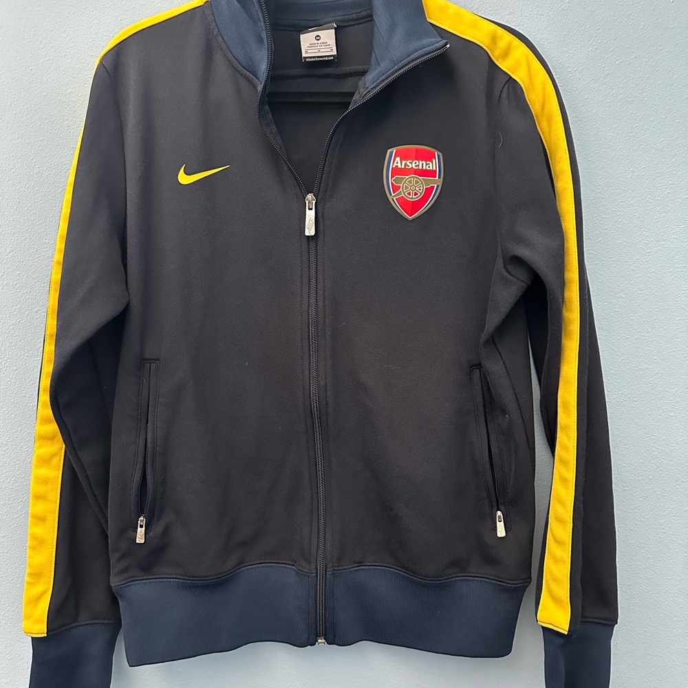 Nike Black and Yellow Arsenal Jacket-vintage
2011,2012